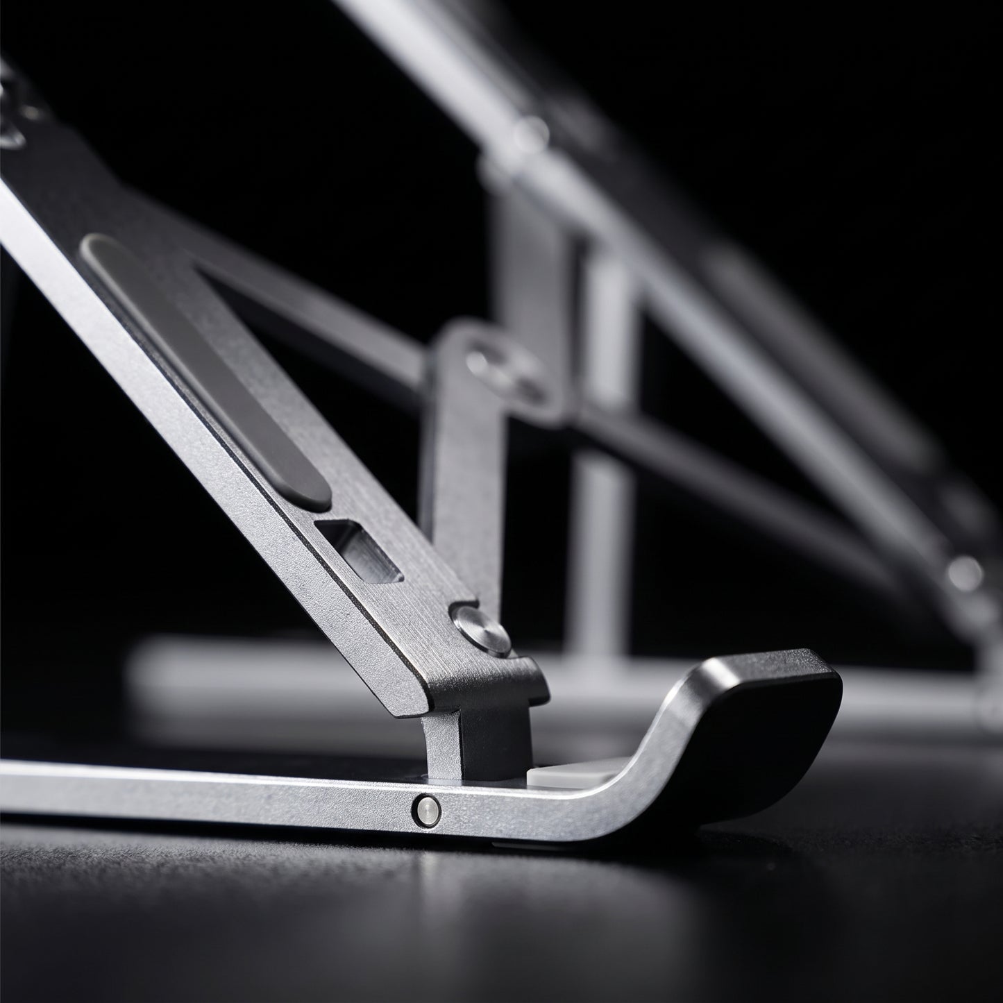 Adjustable Foldable Aluminum Laptop Stand